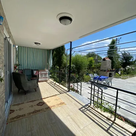 Airport Ercan Apartament